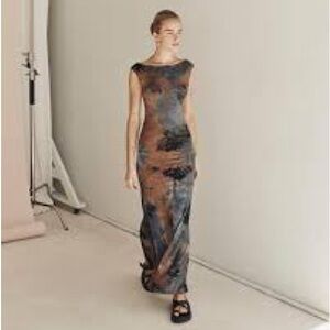 Dissh tie dye dress.